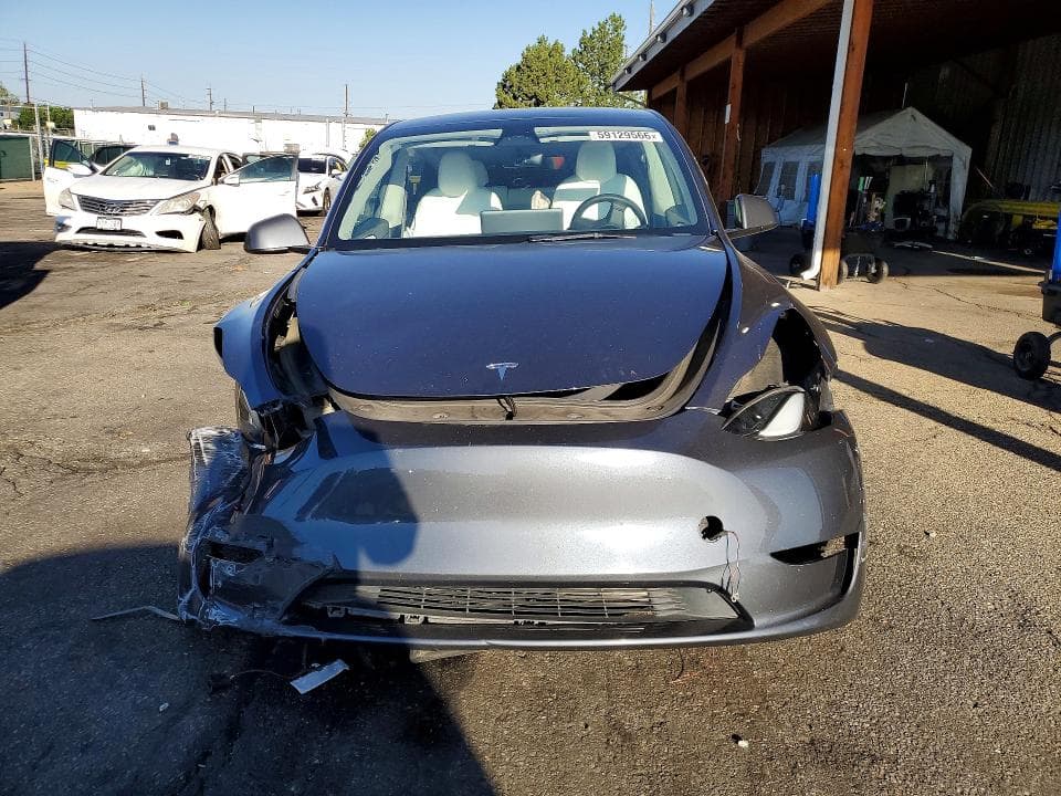 2023 TESLA MODEL Y 5