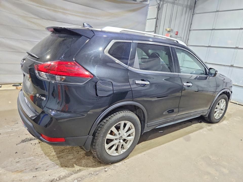 2018 NISSAN ROGUE SV 3