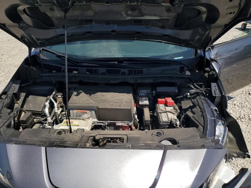 2021 NISSAN LEAF SV 11
