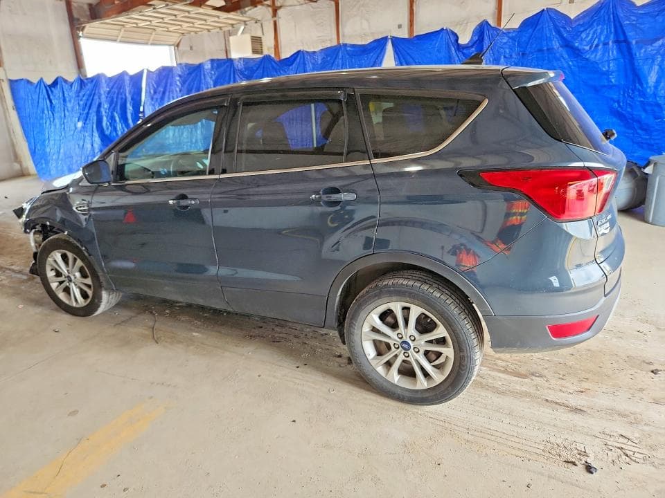 2019 FORD ESCAPE SE 2