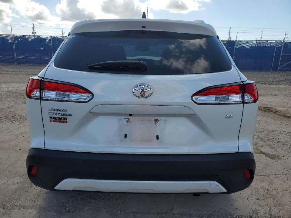 2025 TOYOTA CARROLLA 6