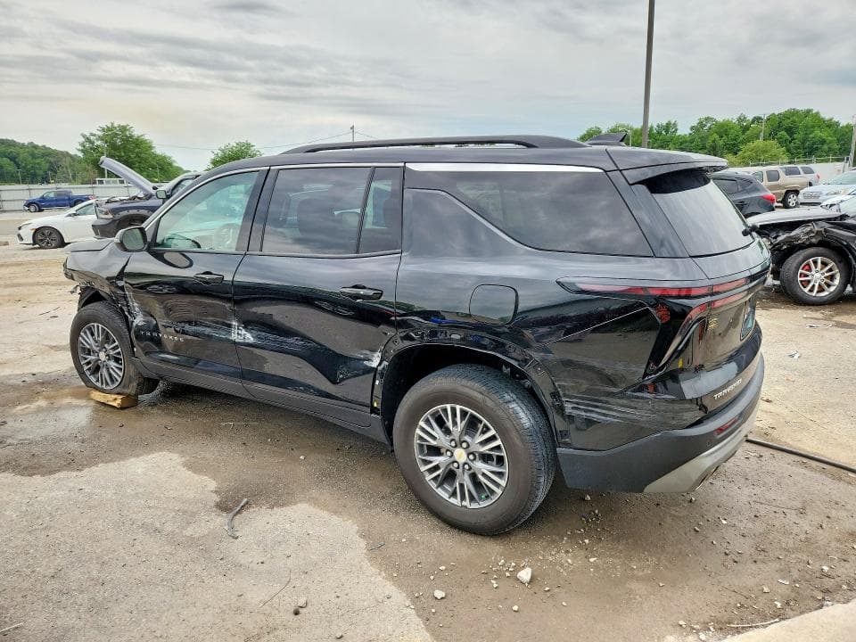 2025 CHEVROLET TRAVERSE LT 2