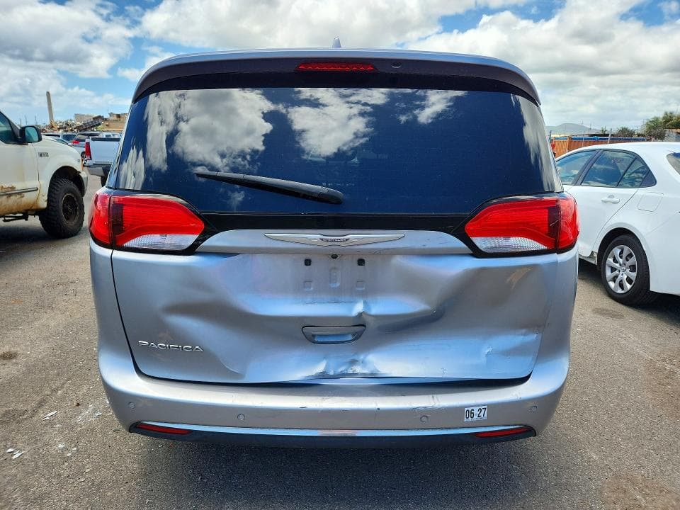 2017 CHRYSLER PACIFICA 6