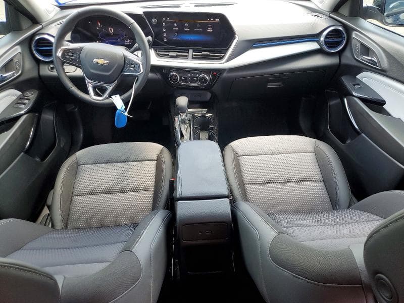 2024 CHEVROLET TRAX 1LT 8