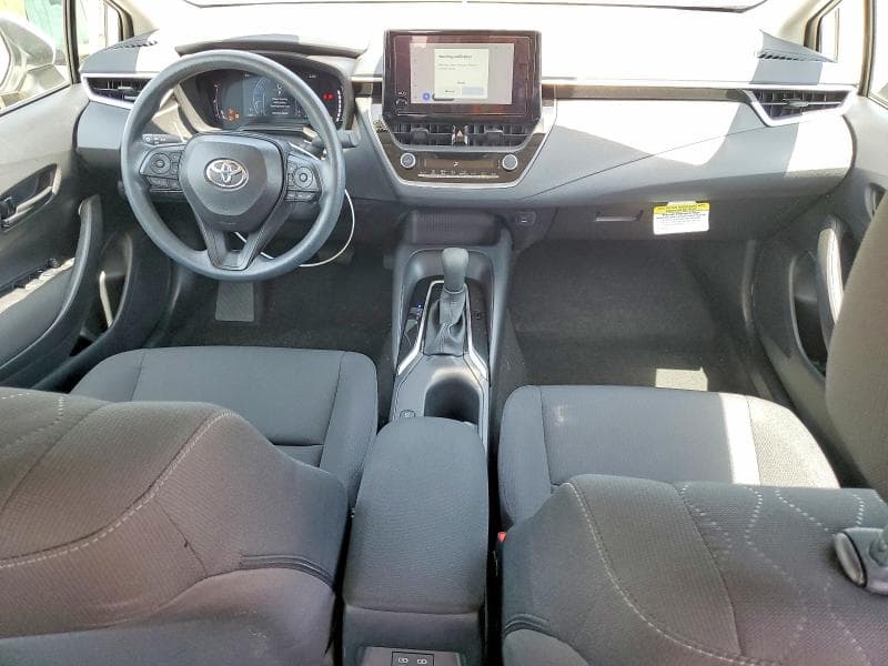 2026 TOYOTA COROLLA LE 8