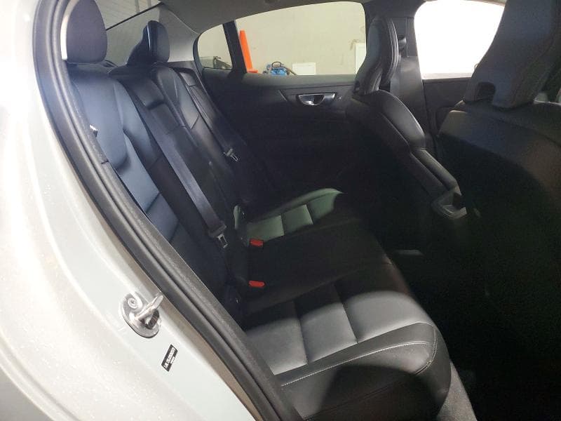 2025 VOLVO S60 CORE 10