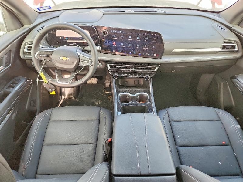 2026 CHEVROLET TRAVERSE LT 8