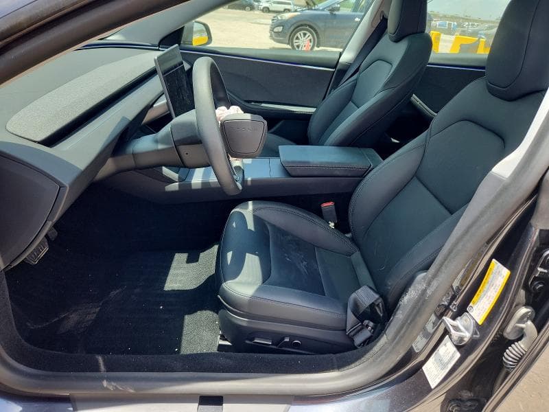 2025 TESLA MODEL 3 7