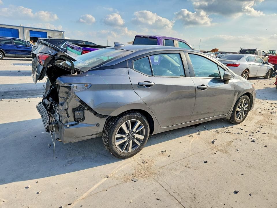 2024 NISSAN VERSA SV 3
