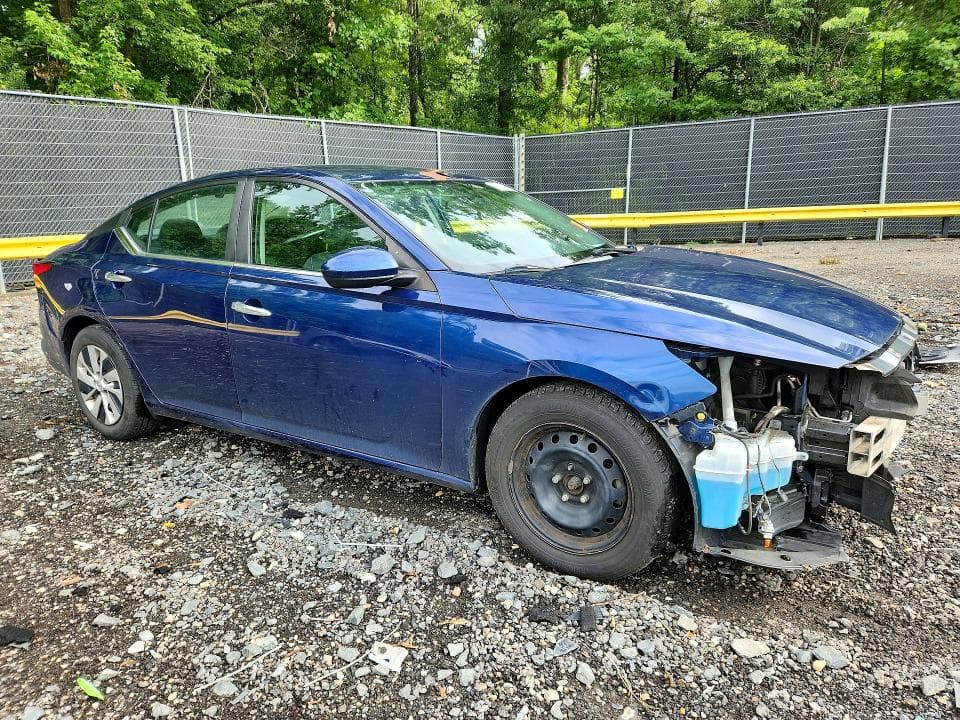 2019 NISSAN ALTIMA S 4