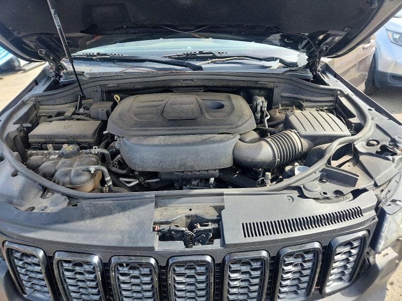 2020 JEEP GRAND CHEROKEE LAREDO 12