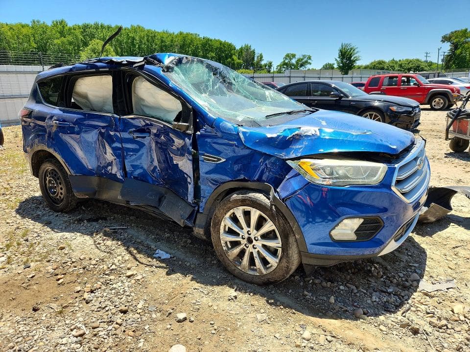 2017 FORD ESCAPE TITANIUM 4