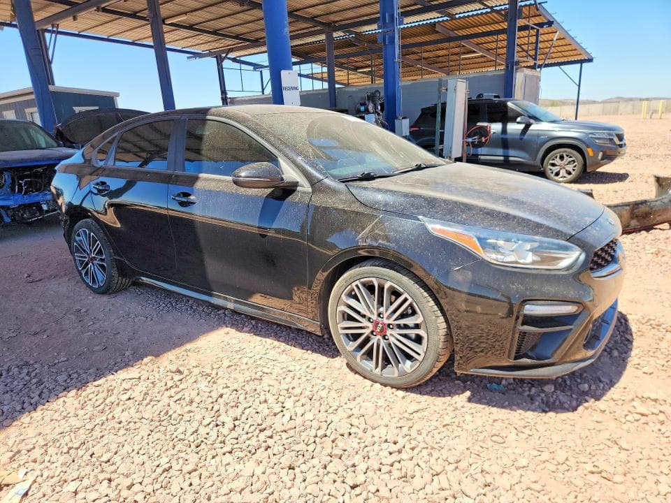 2021 KIA FORTE GT 4