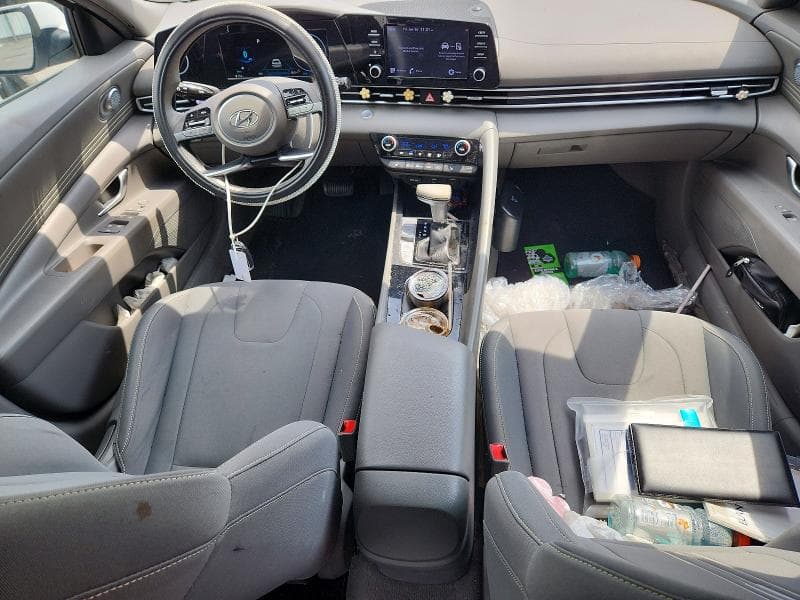 2022 HYUNDAI ELANTRA SEL 8