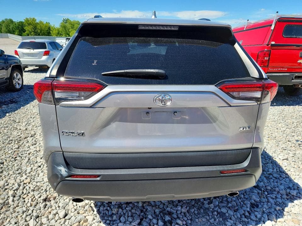 2019 TOYOTA RAV4 XLE PREMIUM 6