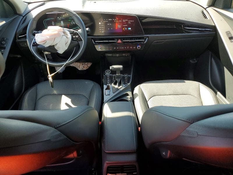 2025 KIA NIRO SX 8