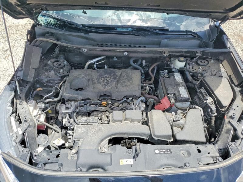 2022 TOYOTA RAV4 XLE 12