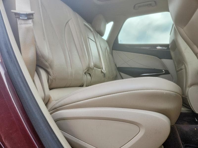 2017 LINCOLN MKC RESERVE 11