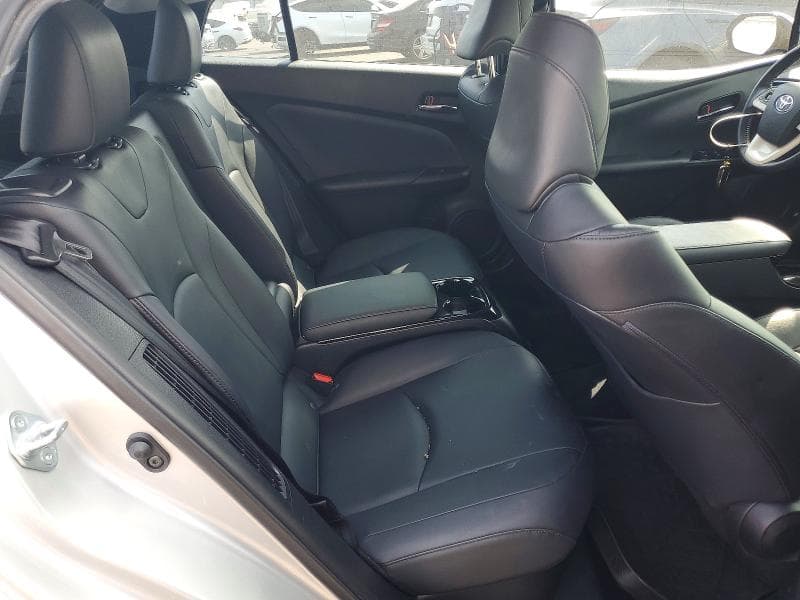 2017 TOYOTA PRIUS PRIME ADVANCED 10