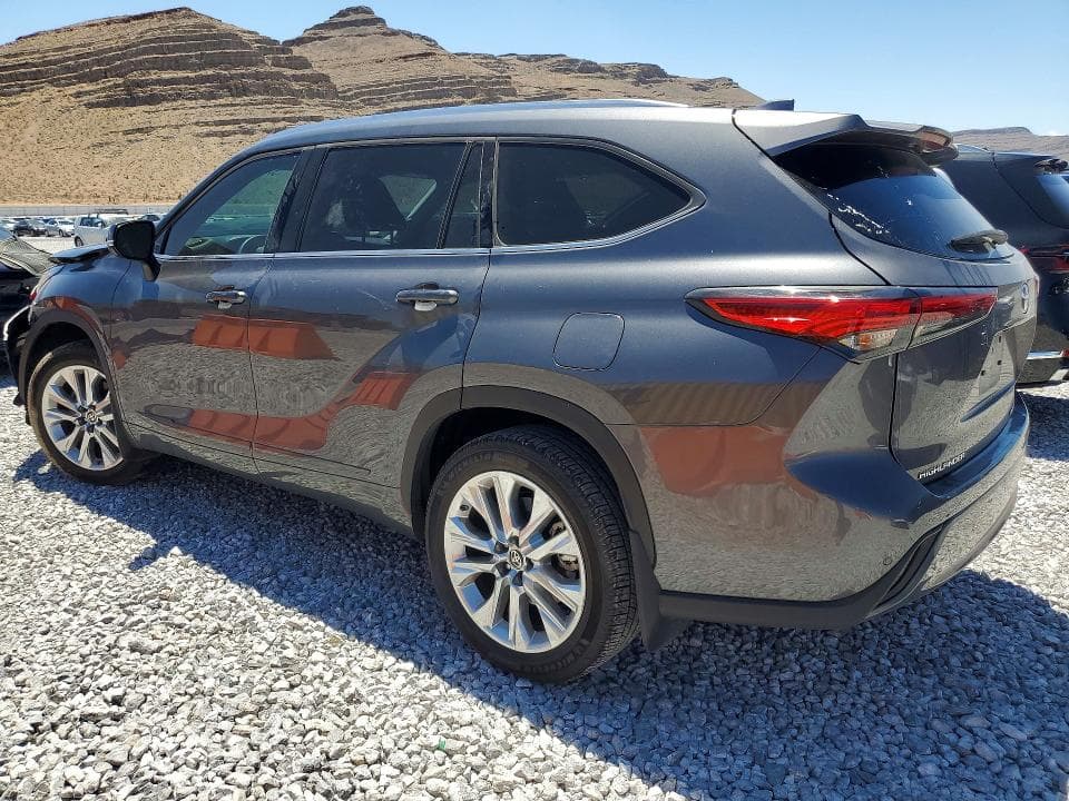 2022 TOYOTA HIGHLANDER LIMITED 2