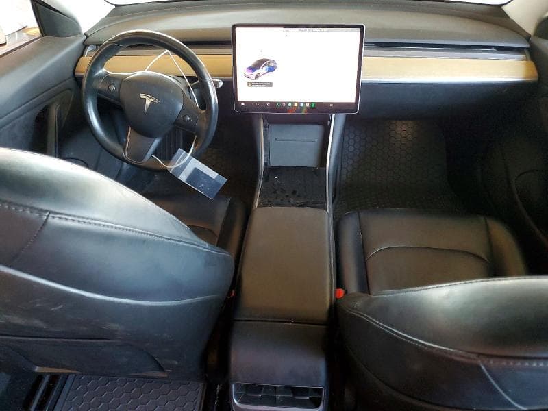 2018 TESLA MODEL 3 8