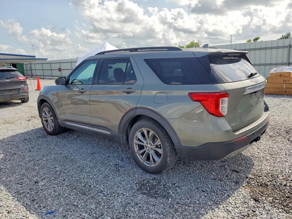 2020 FORD EXPLORER XLT 2