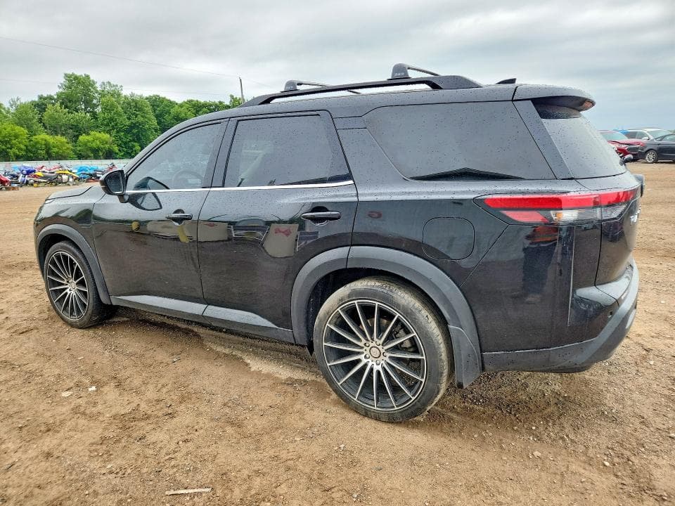 2022 NISSAN PATHFINDER SV 2