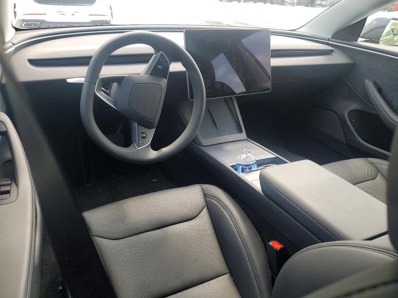 2026 TESLA MODEL 3 8