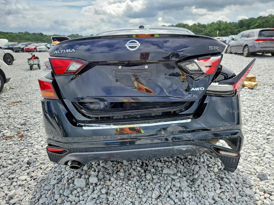 2021 NISSAN ALTIMA SR 6