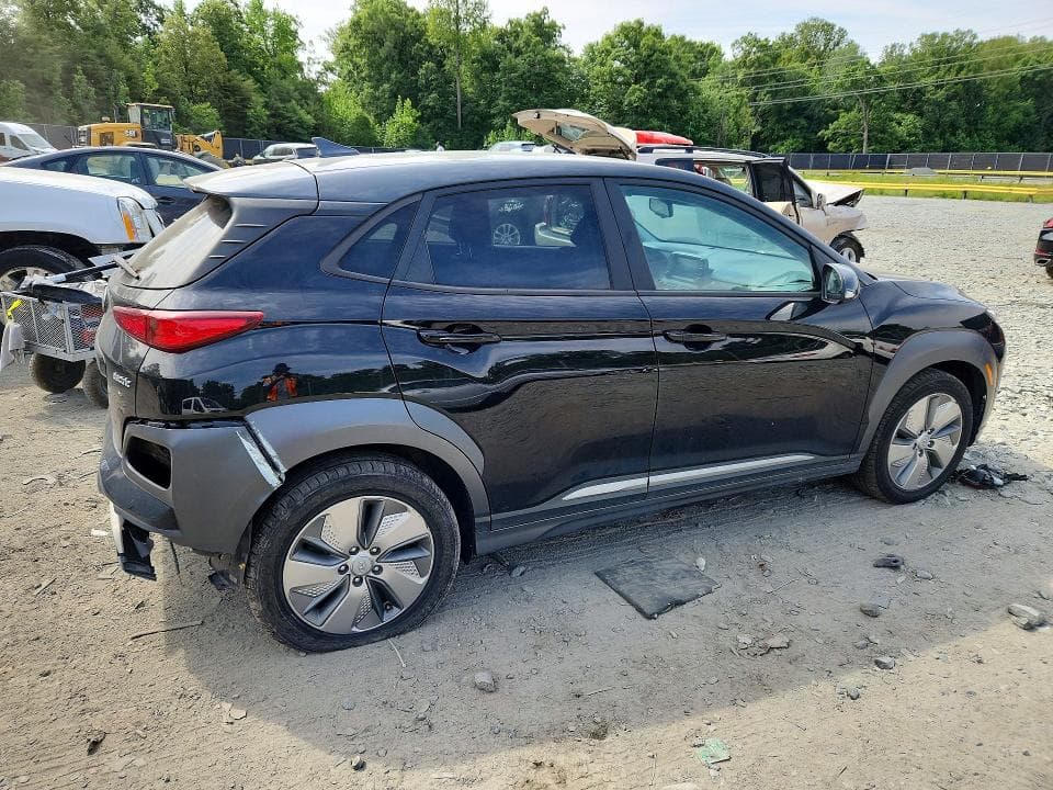 2021 HYUNDAI KONA SEL 3