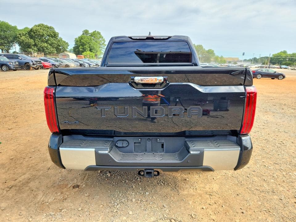 2024 TOYOTA TUNDRA CREWMAX LIMITED 6