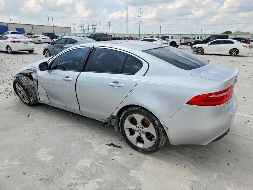 2017 JAGUAR XE 2