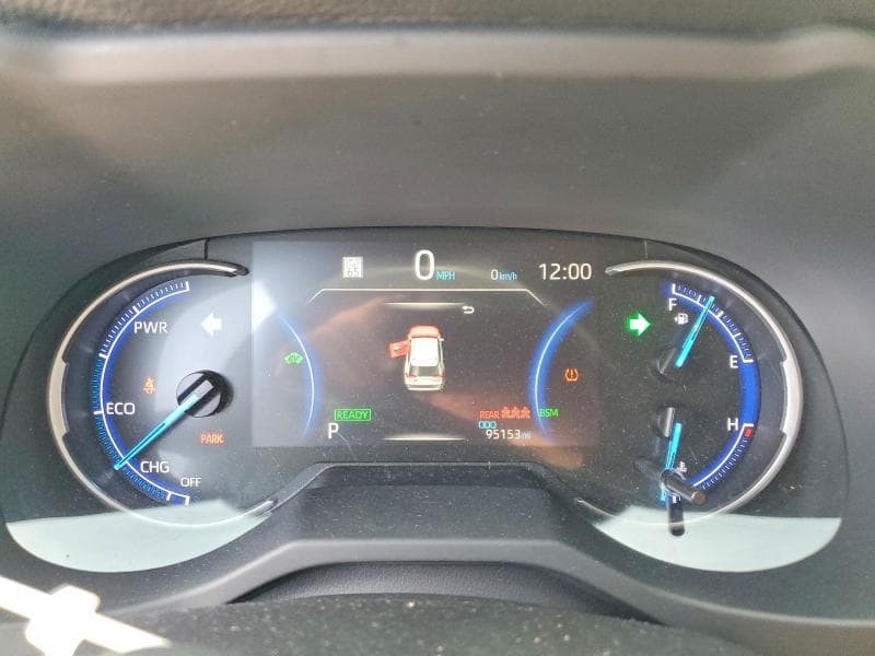 2020 TOYOTA RAV4 XSE 9