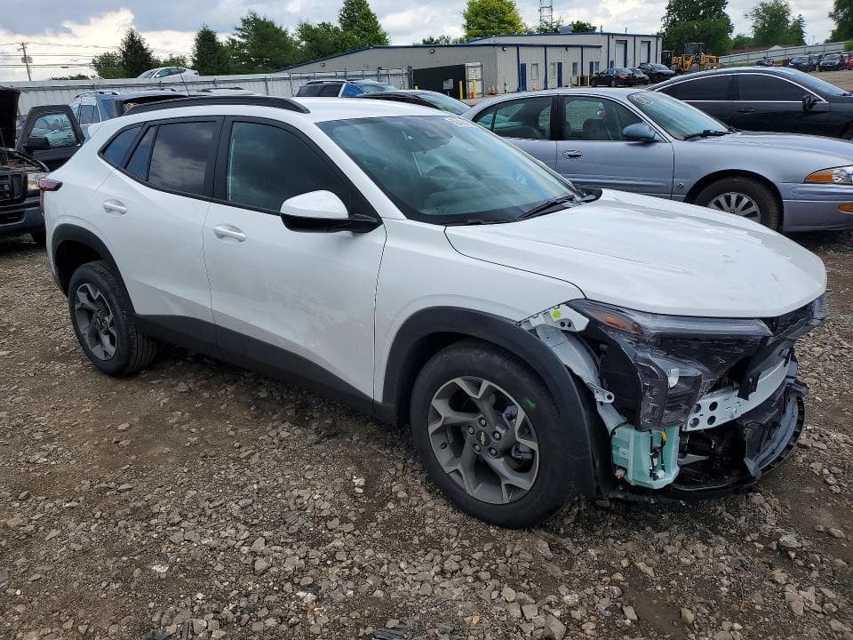 2026 CHEVROLET TRAX 1LT 4