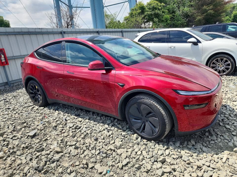 2026 TESLA MDL Y 4