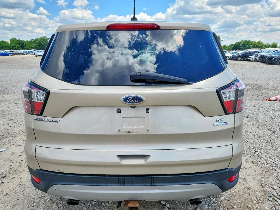 2017 FORD ESCAPE SE 6