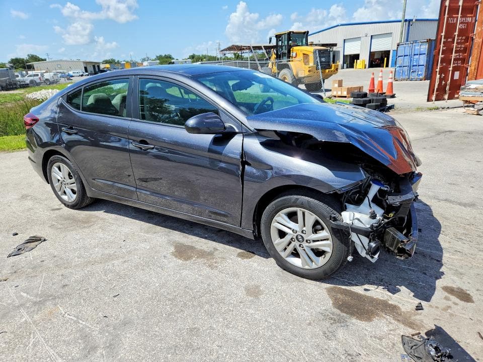 2020 HYUNDAI ELANTRA VALUE EDITION 4