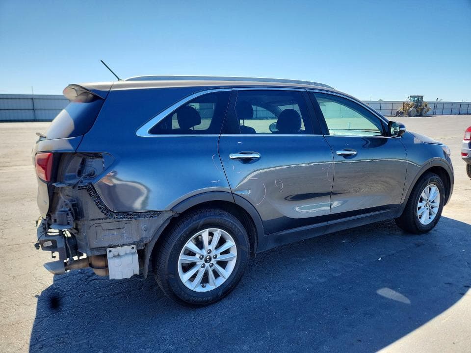 2020 KIA SORENTO LX 3