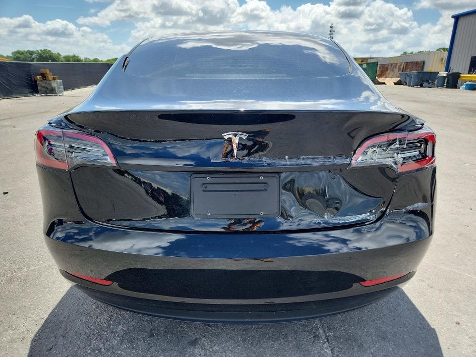 2023 TESLA MODEL 3 6