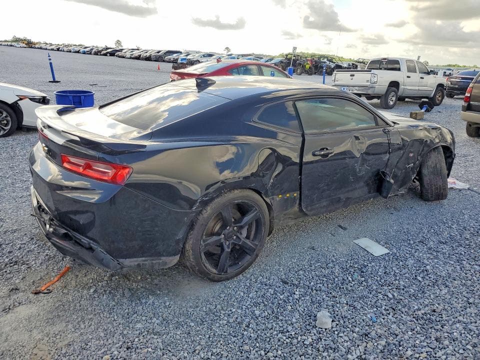 2017 CHEVROLET CAMARO SS 3