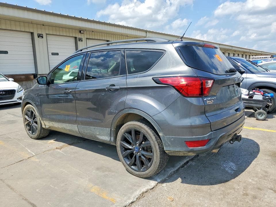 2019 FORD ESCAPE TITANIUM 2