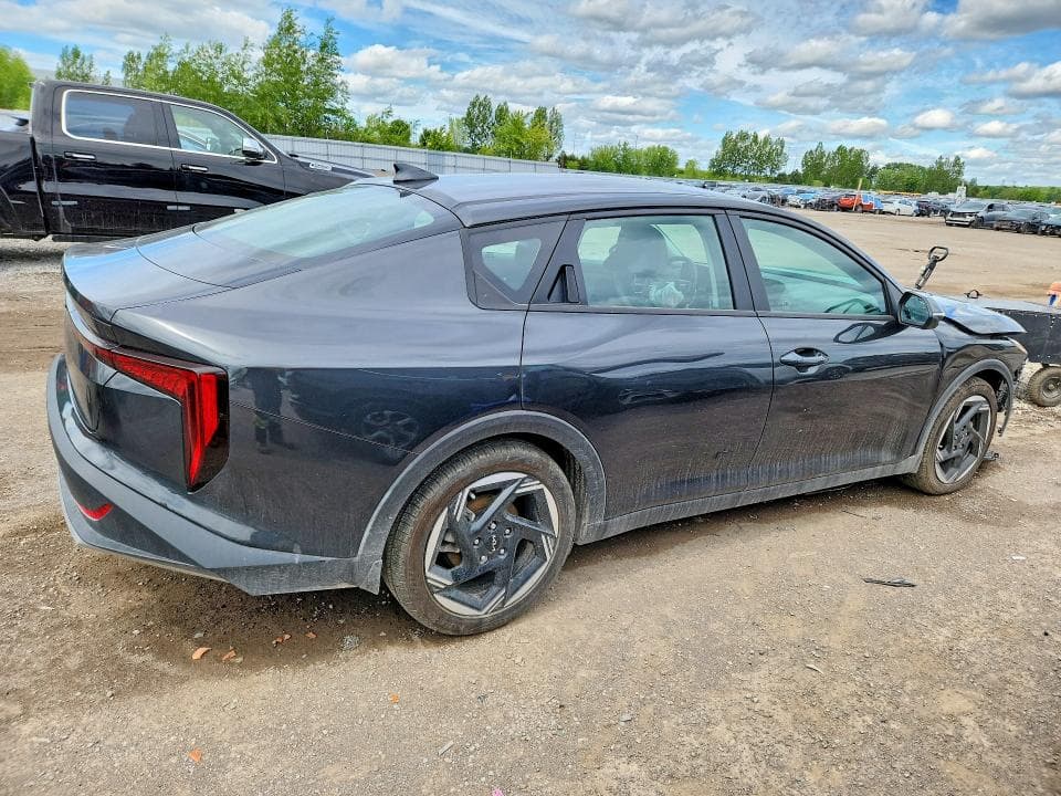 2025 KIA K4 EX 3