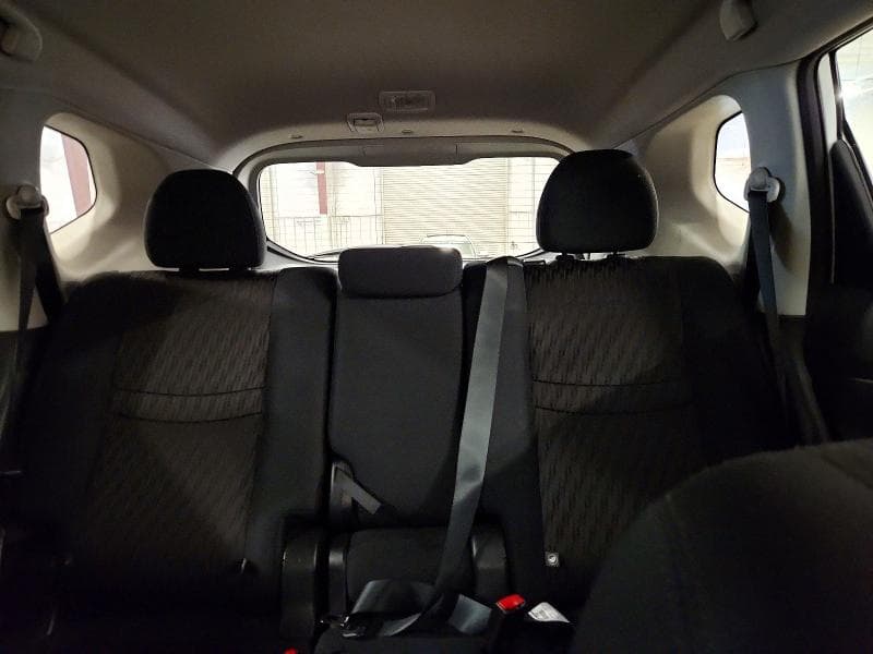 2019 NISSAN ROGUE S 10