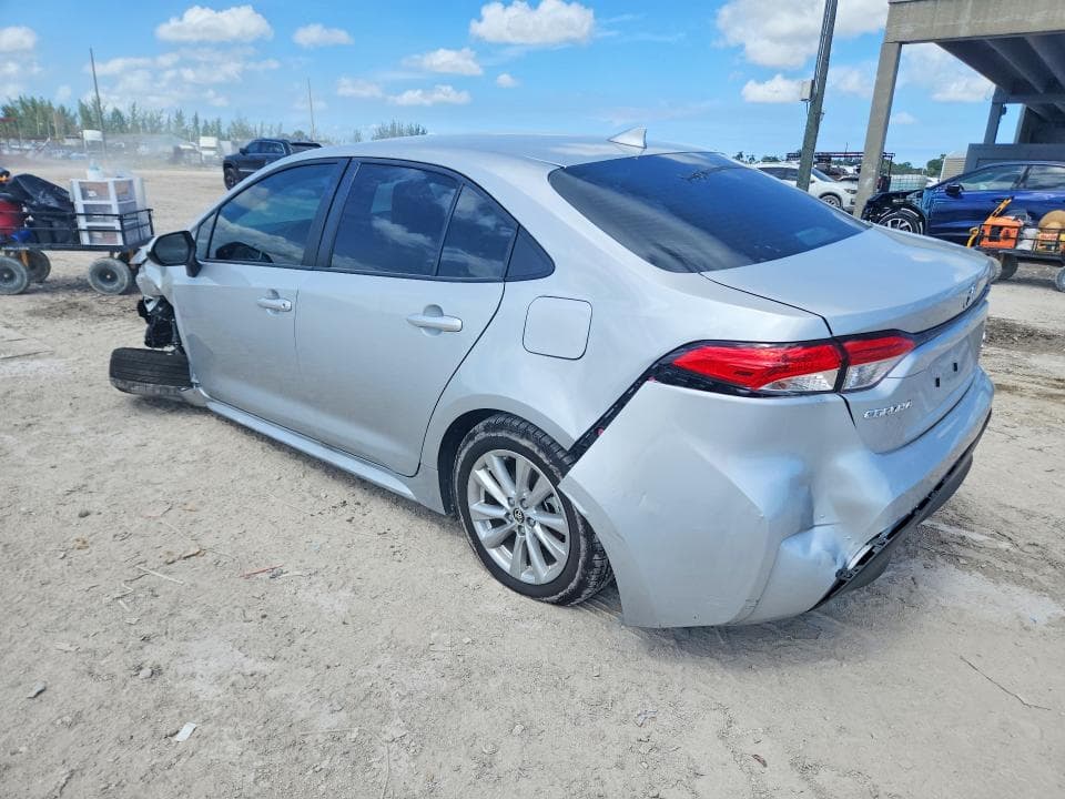 2026 TOYOTA COROLLA HYBRID LE 2