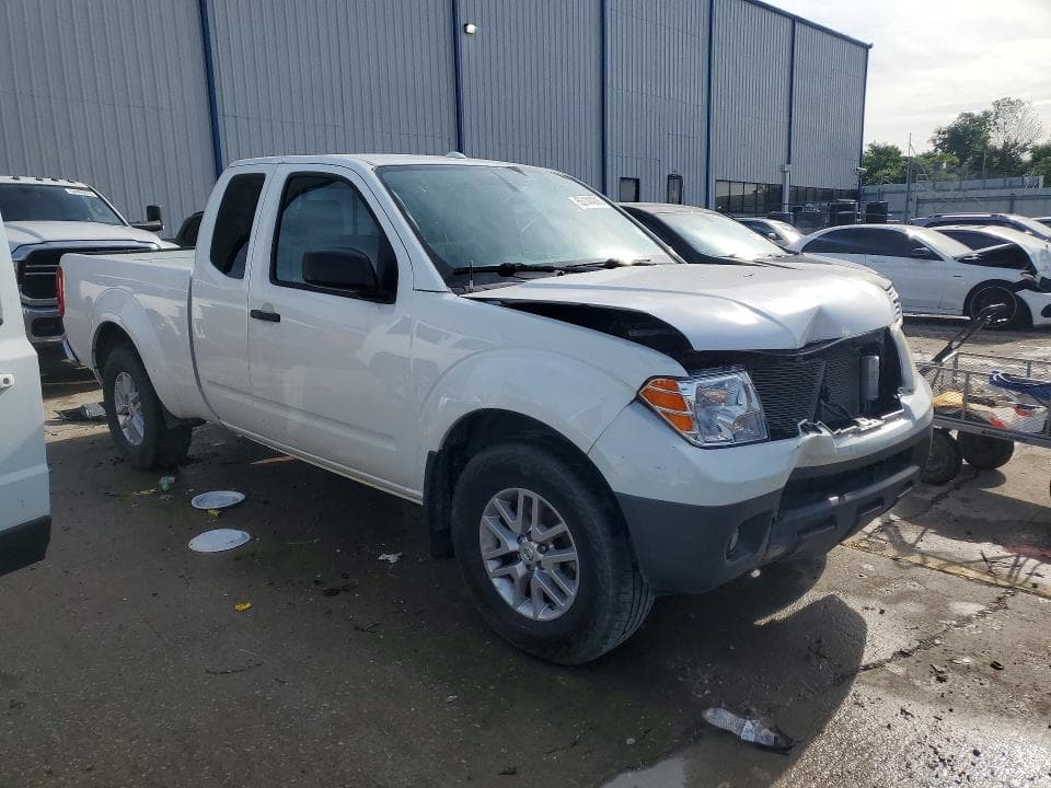 2017 NISSAN FRONTIER SV V6 4