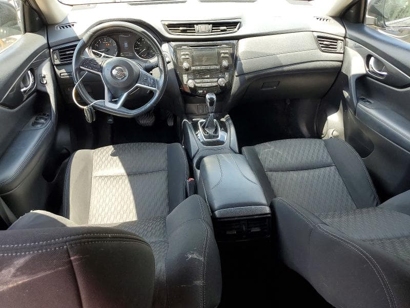2017 NISSAN ROGUE SV 8