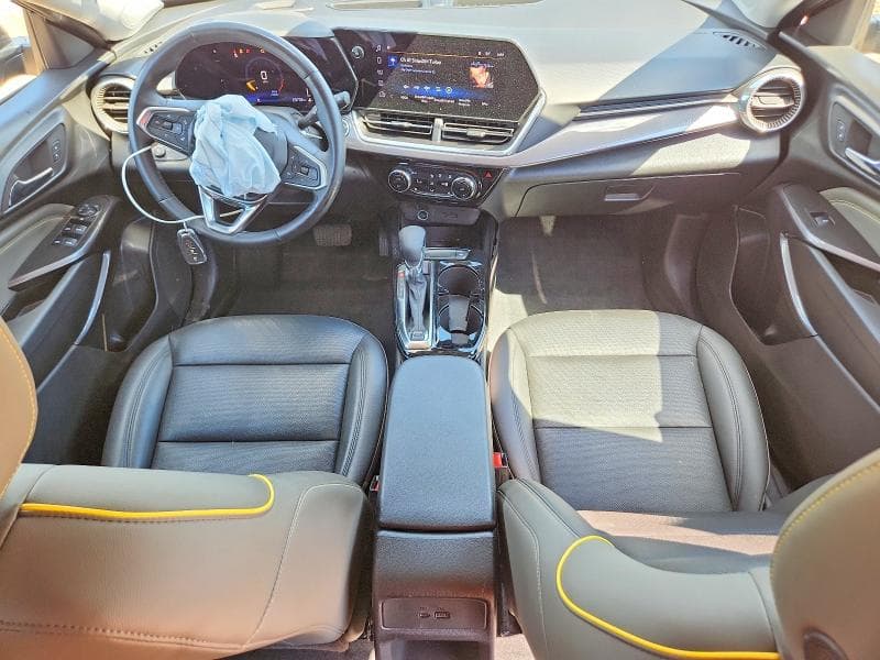 2025 CHEVROLET TRAX ACTIV 8