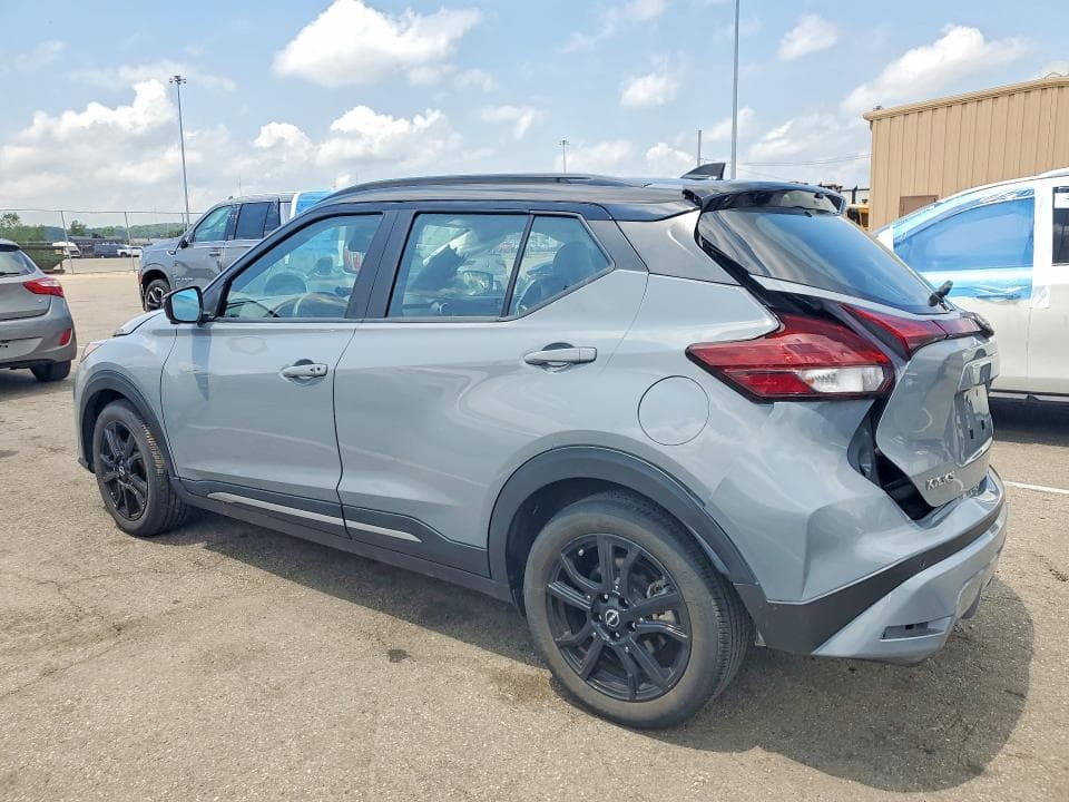 2023 NISSAN KICKS SR 2