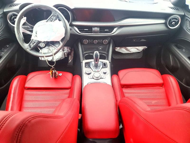 2025 ALFA ROMEO STELVIO BASE/SPRINT/INTENSA 8