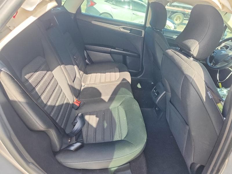 2019 FORD FUSION SE 10